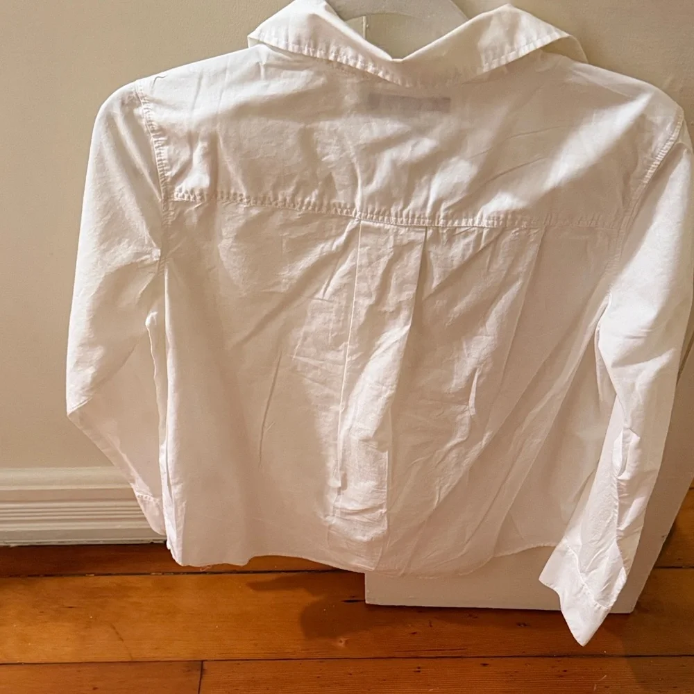 Banana Republic White Button Down Shirt - Picture 3 of 6